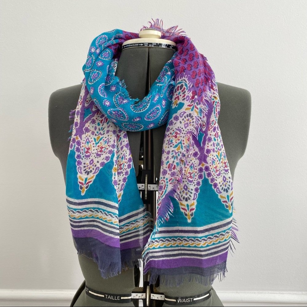 4/$25 Lindsay Phillips Printed Lightweight Scarf in Purple and Blue Fraying